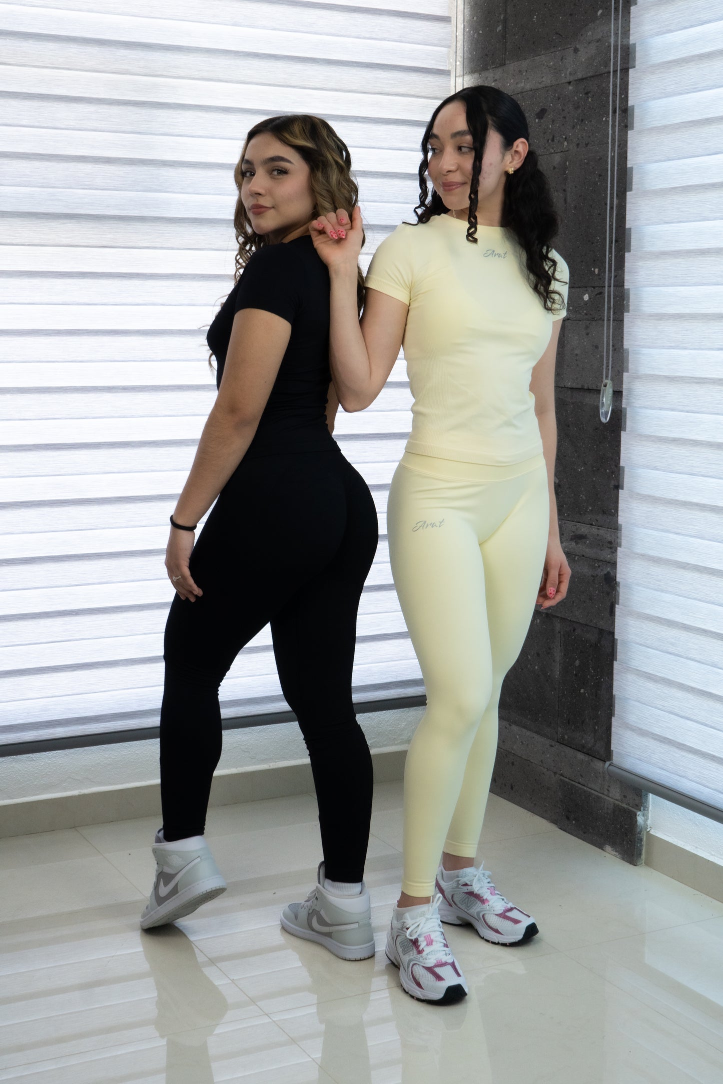 Playera ARAT “Glow Compression”