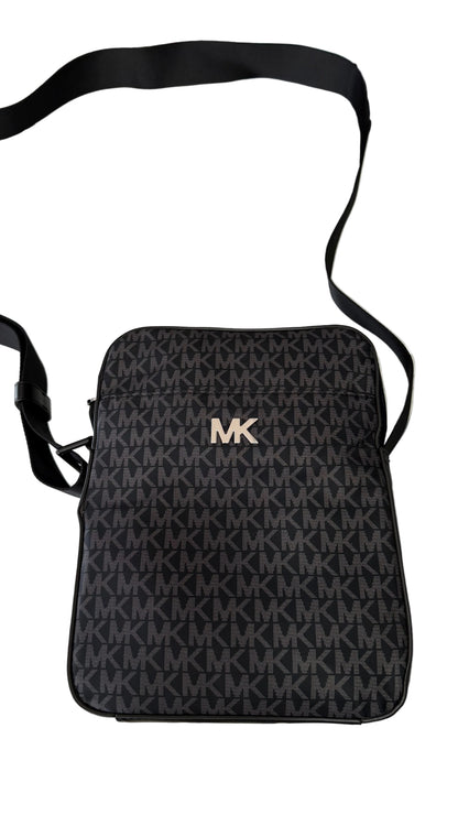Michael Kors Jet Set / Logo Camera Crossbody Bag