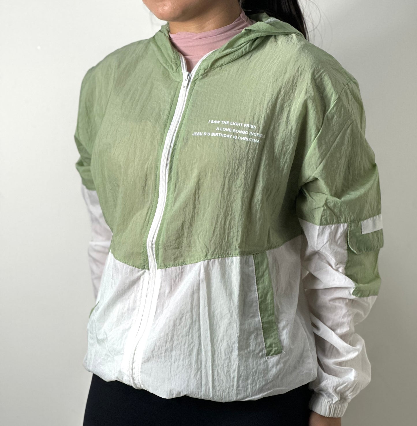 SUDADERA ROMPEVIENTO