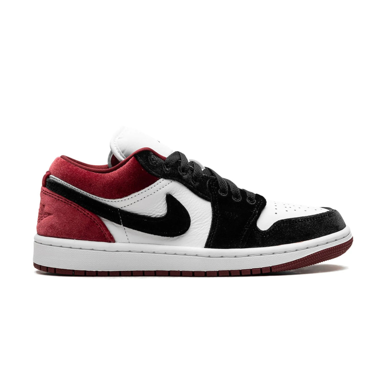 Nike Air Jordan 1 low SE velvet