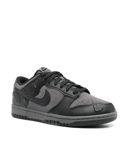Nike Dunk Low Black Roses