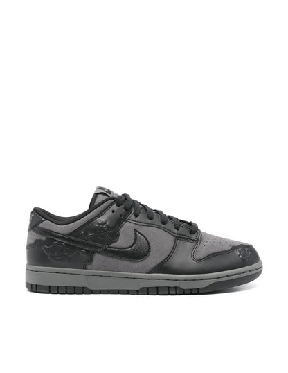 Nike Dunk Low Black Roses