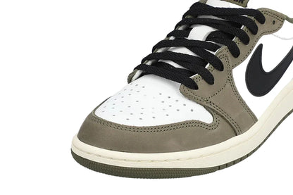 Air Jordan 1 Low OG 'Medium Olive and Summit White