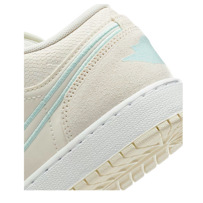 Nike Air Jordan 1 Low SE