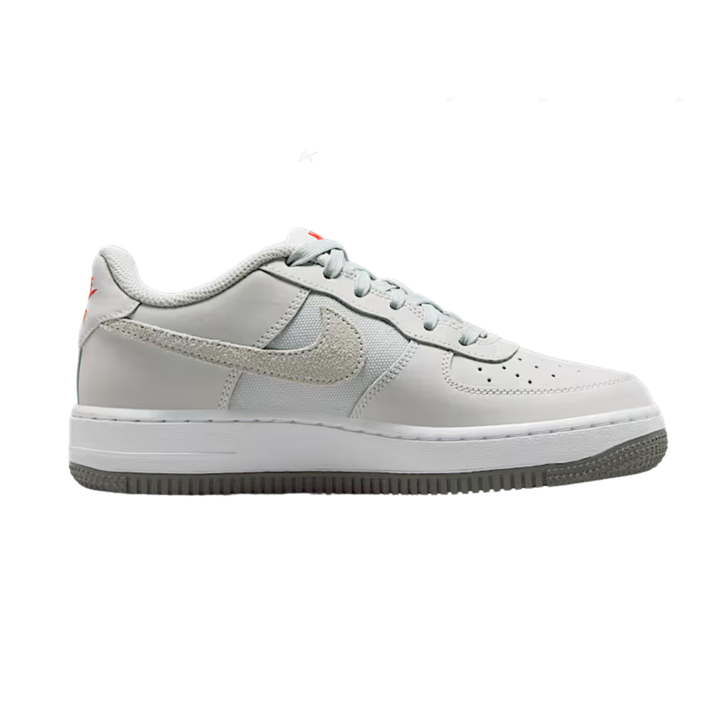 Nike Air Force 1 LV8